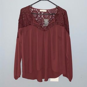 Abercrombie & Fitch top